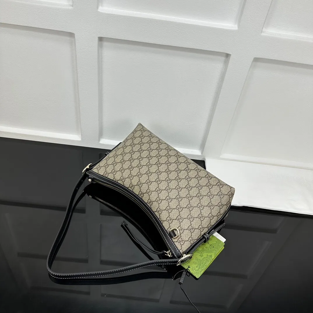 All categories Official website "Brand Women's Bags" Women's Bags 💙 GUCCI 2025 new GUCCI armpit bag