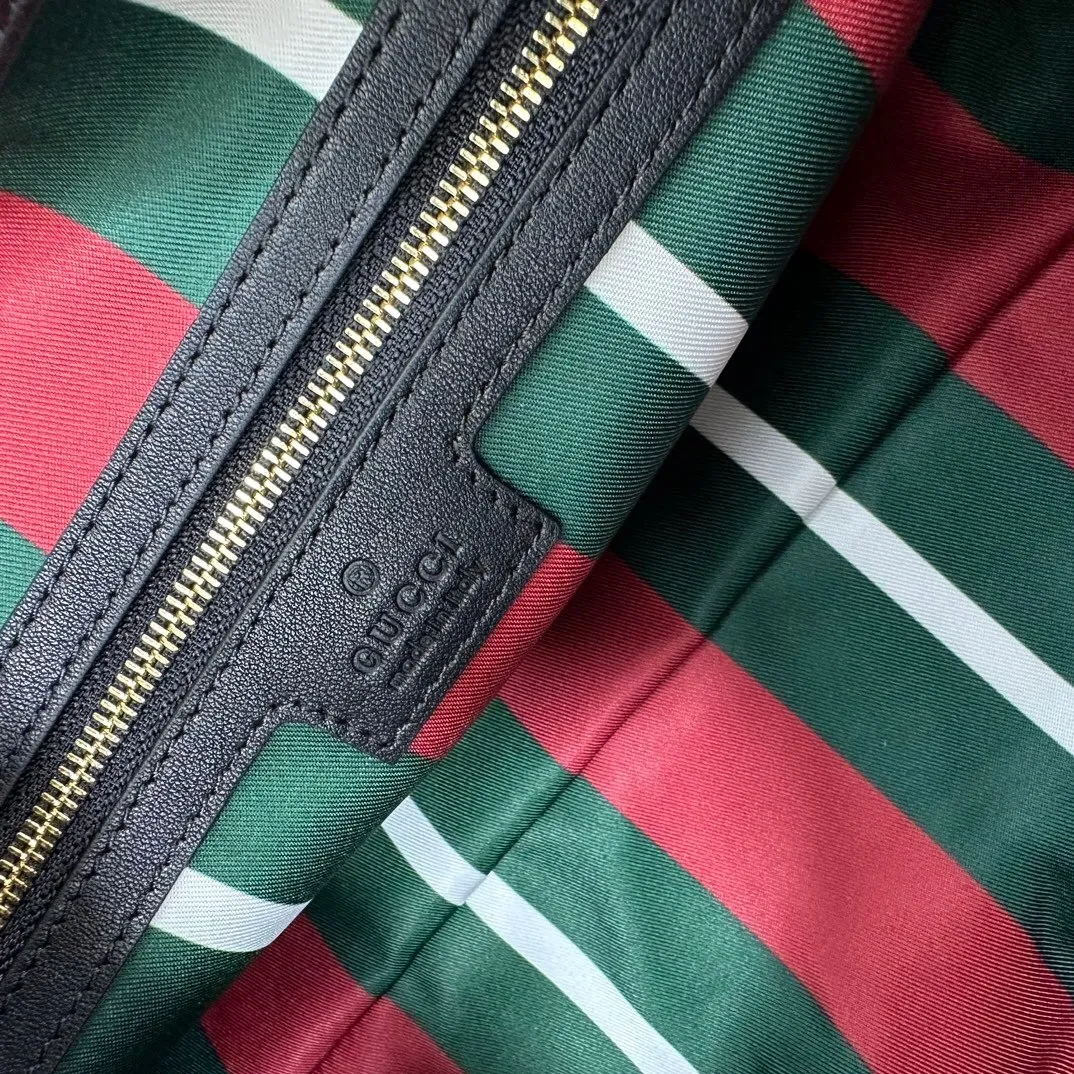 All categories Official website "Brand Women's Bags" Women's Bags 💙 GUCCI 2025 new GUCCI armpit bag