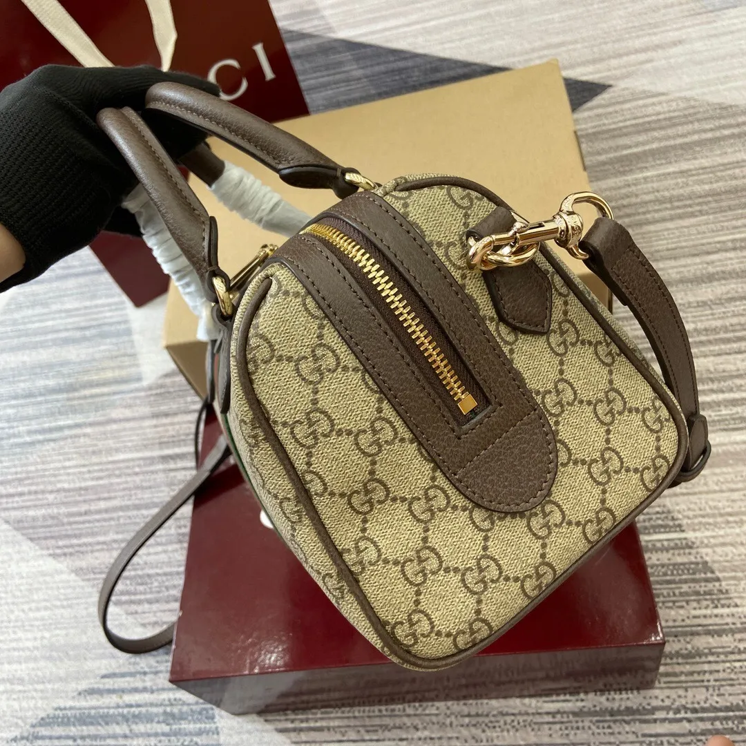 All Categories Official Website "Brand Women's Bags" Women's Bags 💙 GUCCI 2025 New GUCCI Crossbody Bag