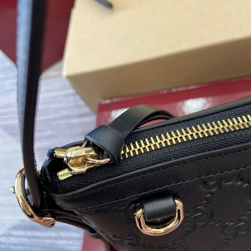 All Categories Official Website "Brand Women's Bags" Women's Bags 💙 GUCCI 2025 New GUCCI Crossbody Bag