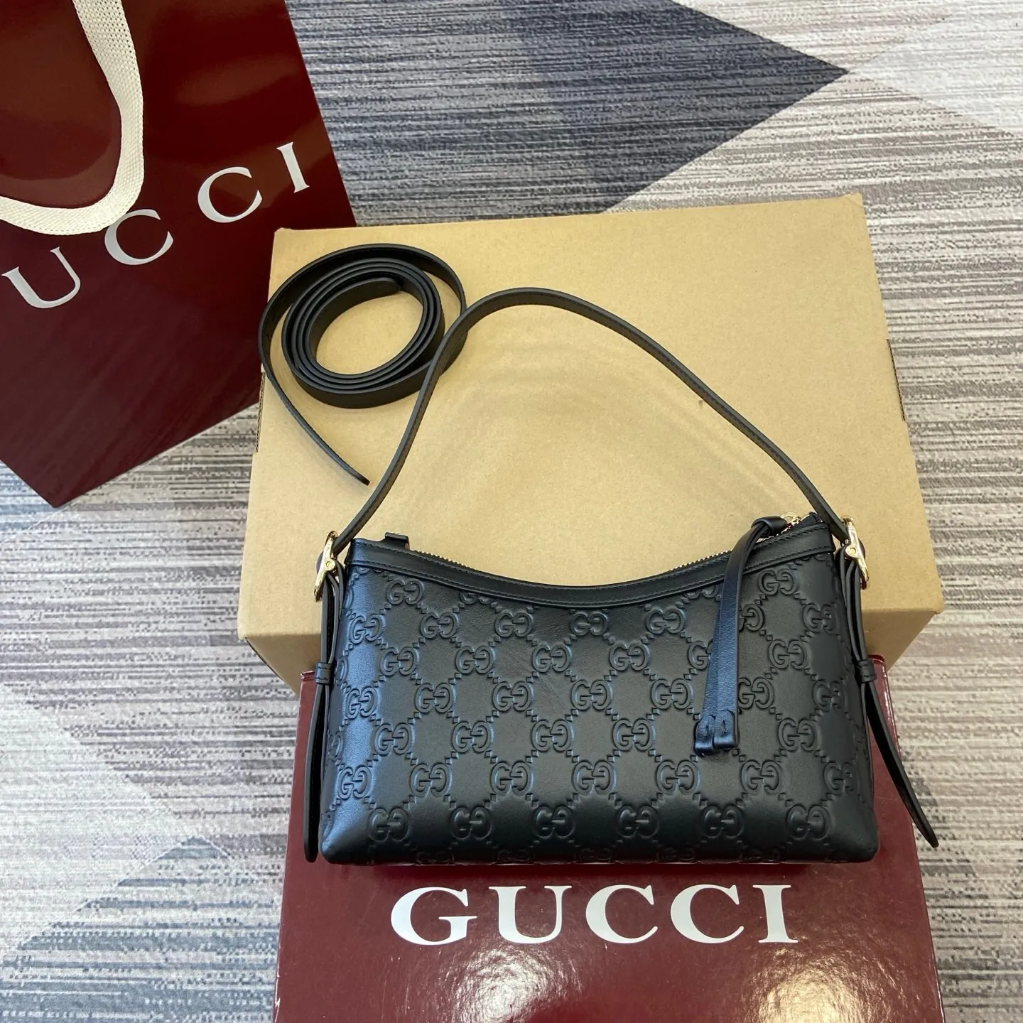 All Categories Official Website "Brand Women's Bags" Women's Bags 💙 GUCCI 2025 New GUCCI Crossbody Bag