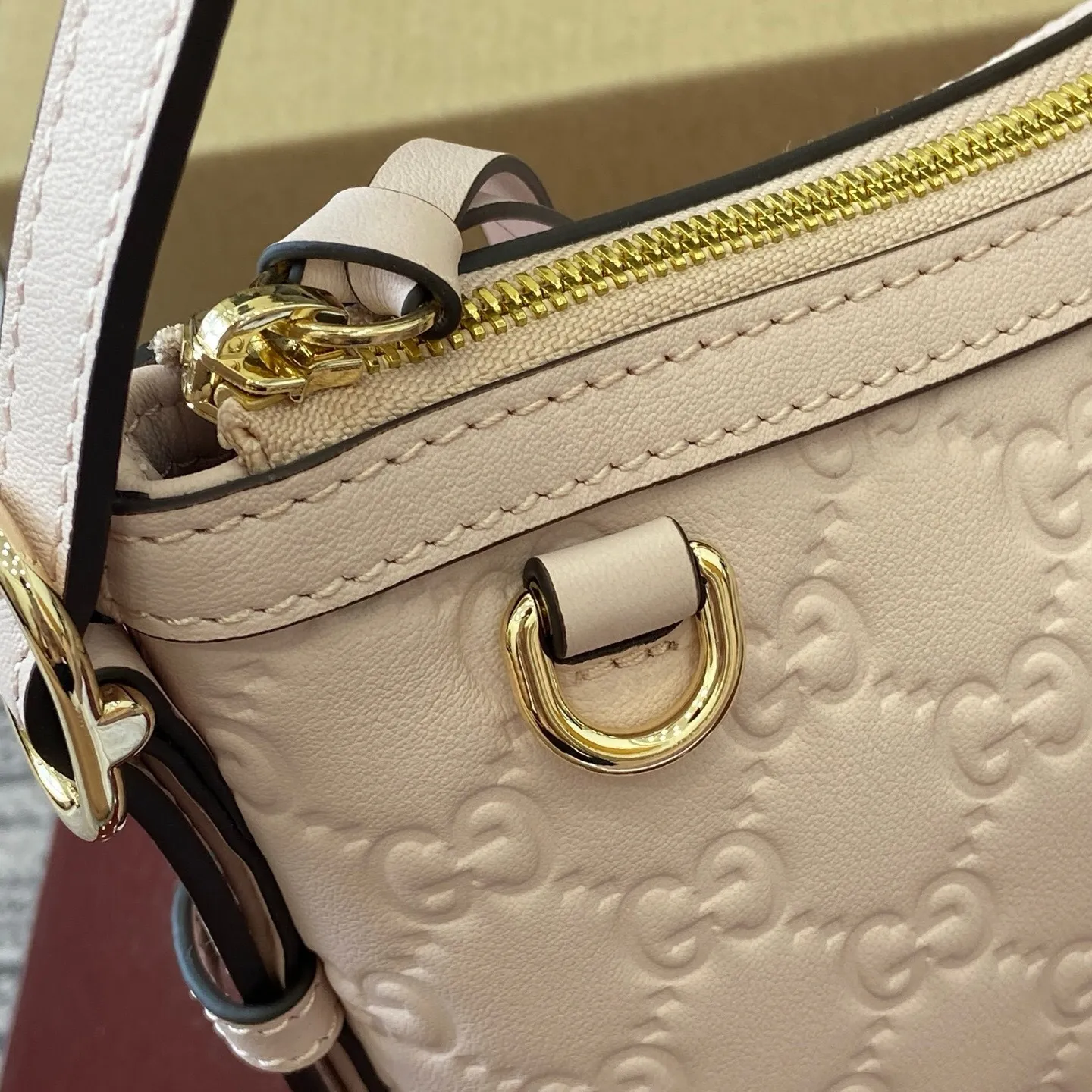 All Categories Official Website "Brand Women's Bags" Women's Bags 💙 GUCCI 2025 New GUCCI Crossbody Bag