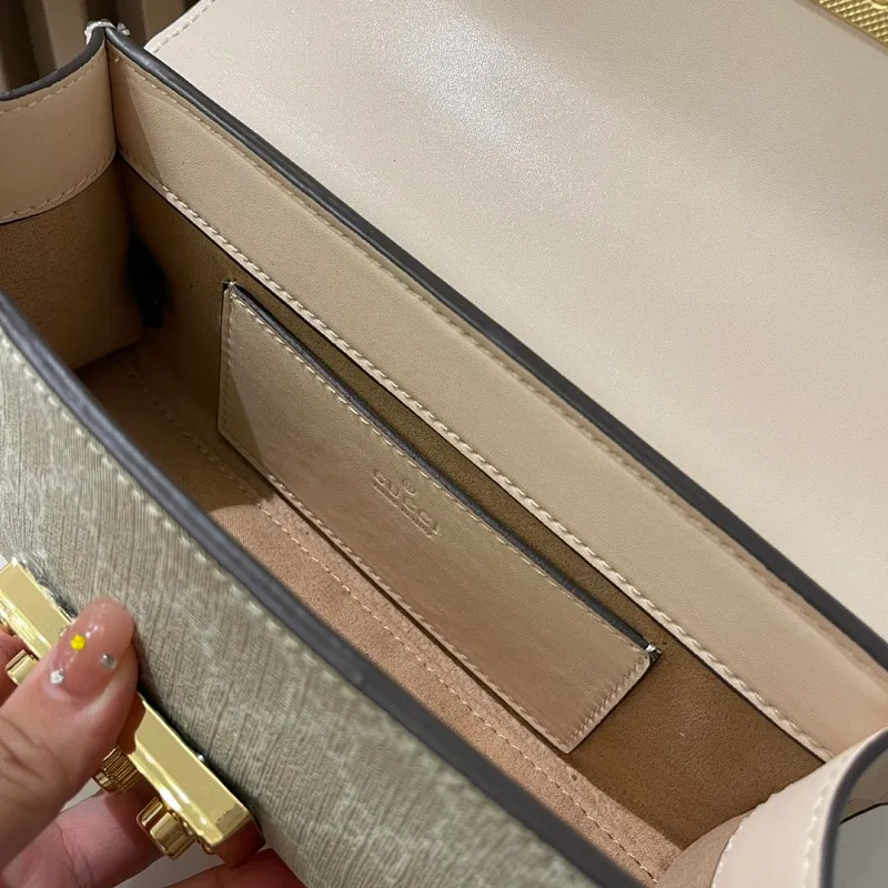 All categories Official website "Brand Women's Bags" Women's Bags 💙 GUCCI 2023 latest GUCCI crossbody bag