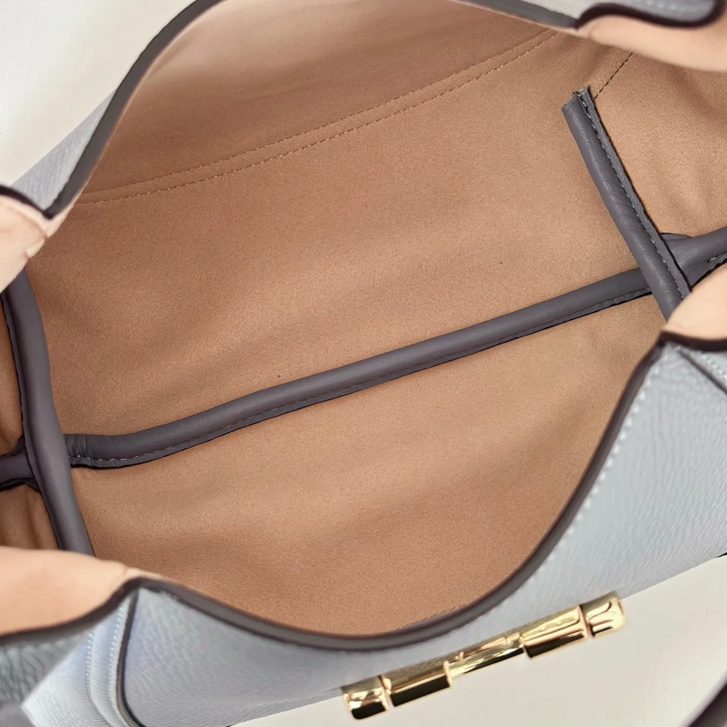 All Categories Official Website "Brand Women's Bags" Women's Bags 💙 GUCCI 2025 New GUCCI Handbags
