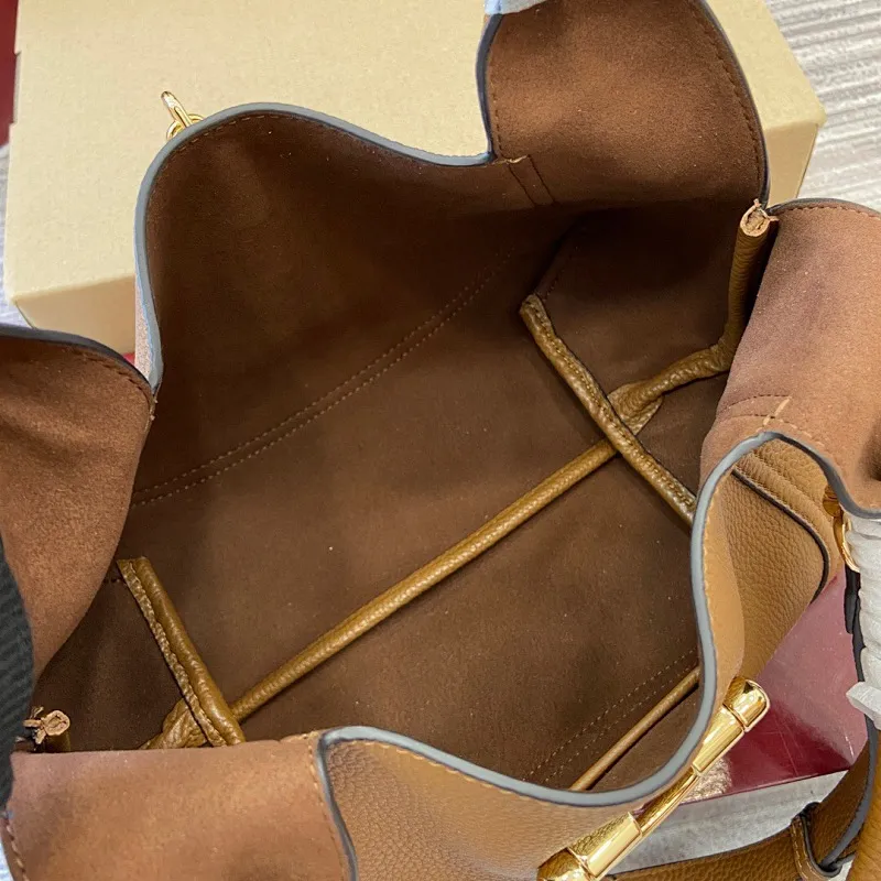 All Categories Official Website "Brand Women's Bags" Women's Bags 💙 GUCCI 2025 New GUCCI Handbags