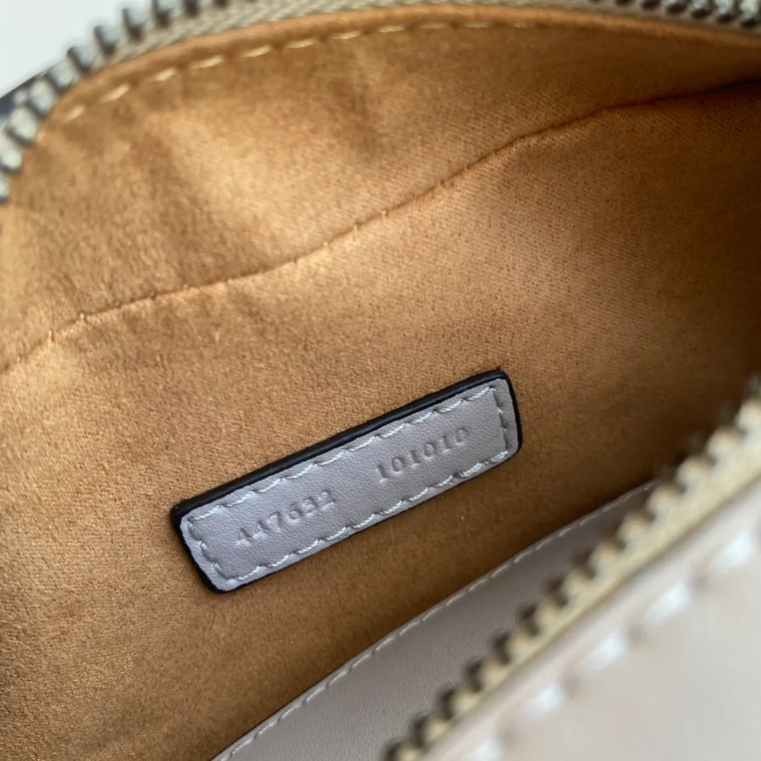 All categories Official website "Brand Women's Bags" Women's Bags 💙 GUCCI 2022 official new Gucci crossbody bag wholesale Original order quality 58001900 Size: 24-13-7Cm
