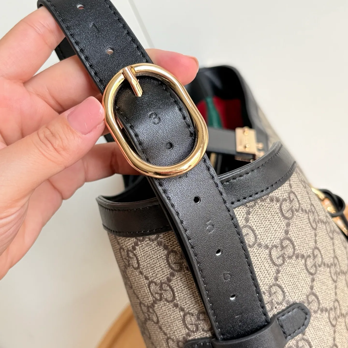 All Categories Official Website "Brand Women's Bags" Women's Bags 💙 GUCCI 2026 New GUCCI Crossbody Bag