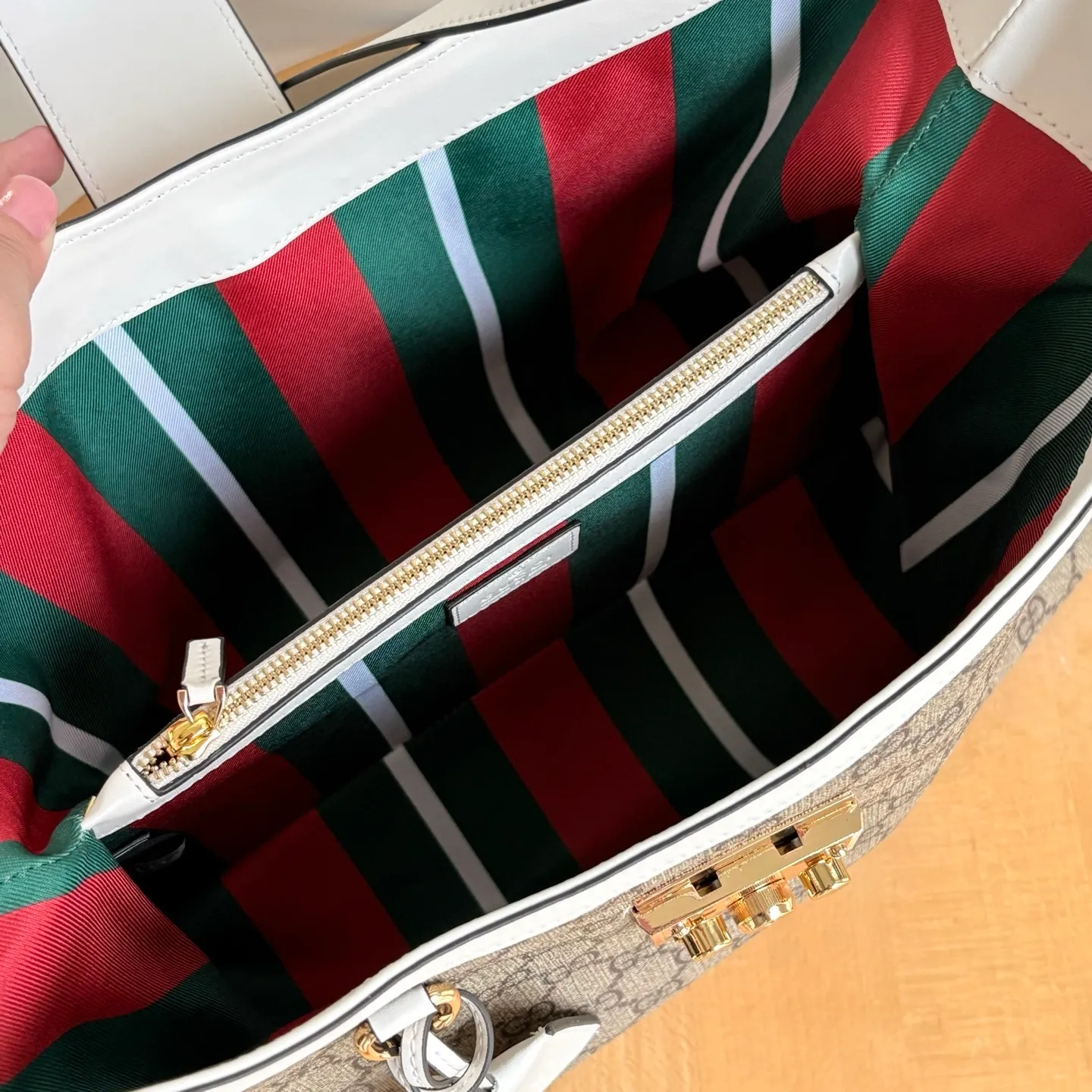 All Categories Official Website "Brand Women's Bags" Women's Bags 💙 GUCCI 2026 New GUCCI Crossbody Bag