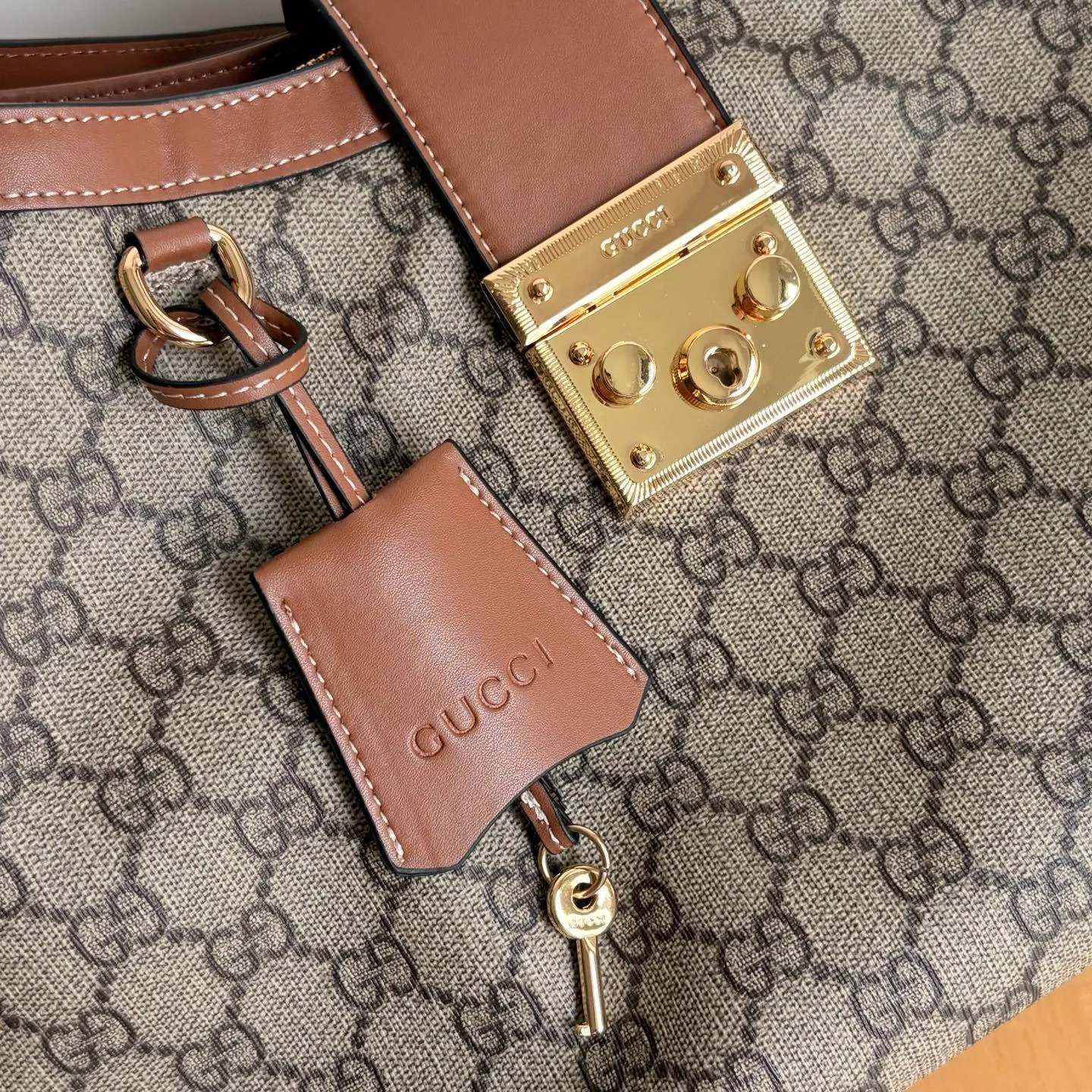 All Categories Official Website "Brand Women's Bags" Women's Bags 💙 GUCCI 2026 New GUCCI Crossbody Bag