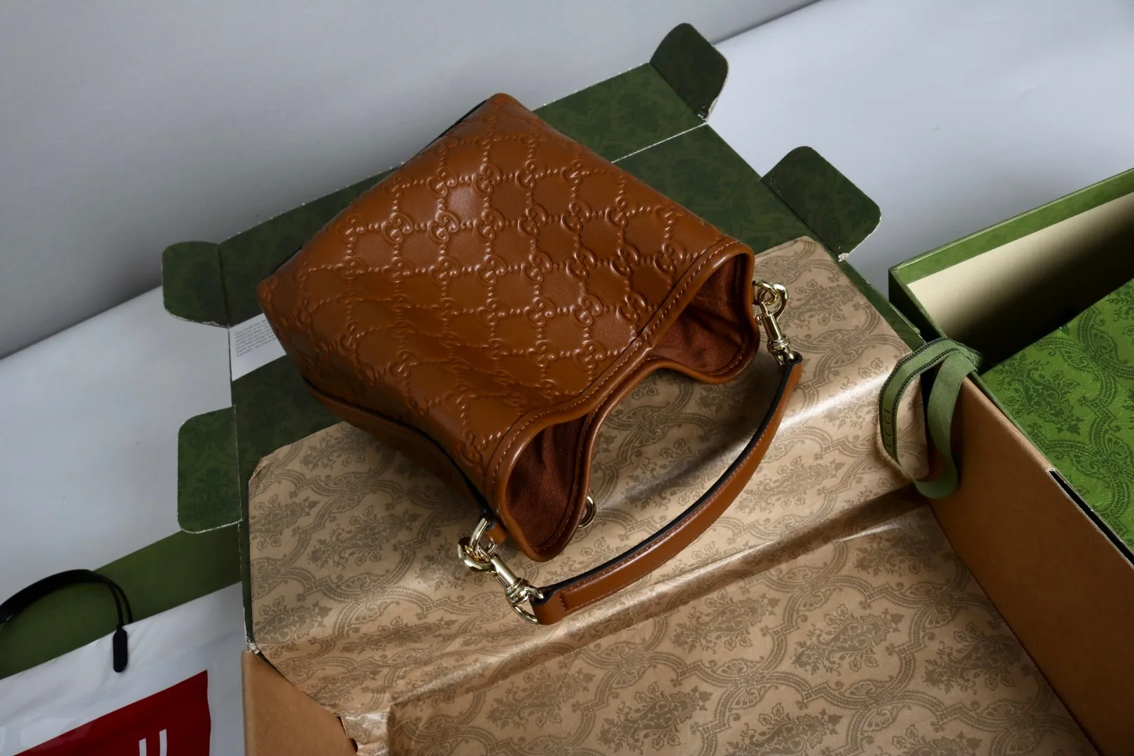 All categories Official website "Brand Women's Bags" Women's Bags 💙 GUCCI 2026 GUCCI new crossbody shoulder bag