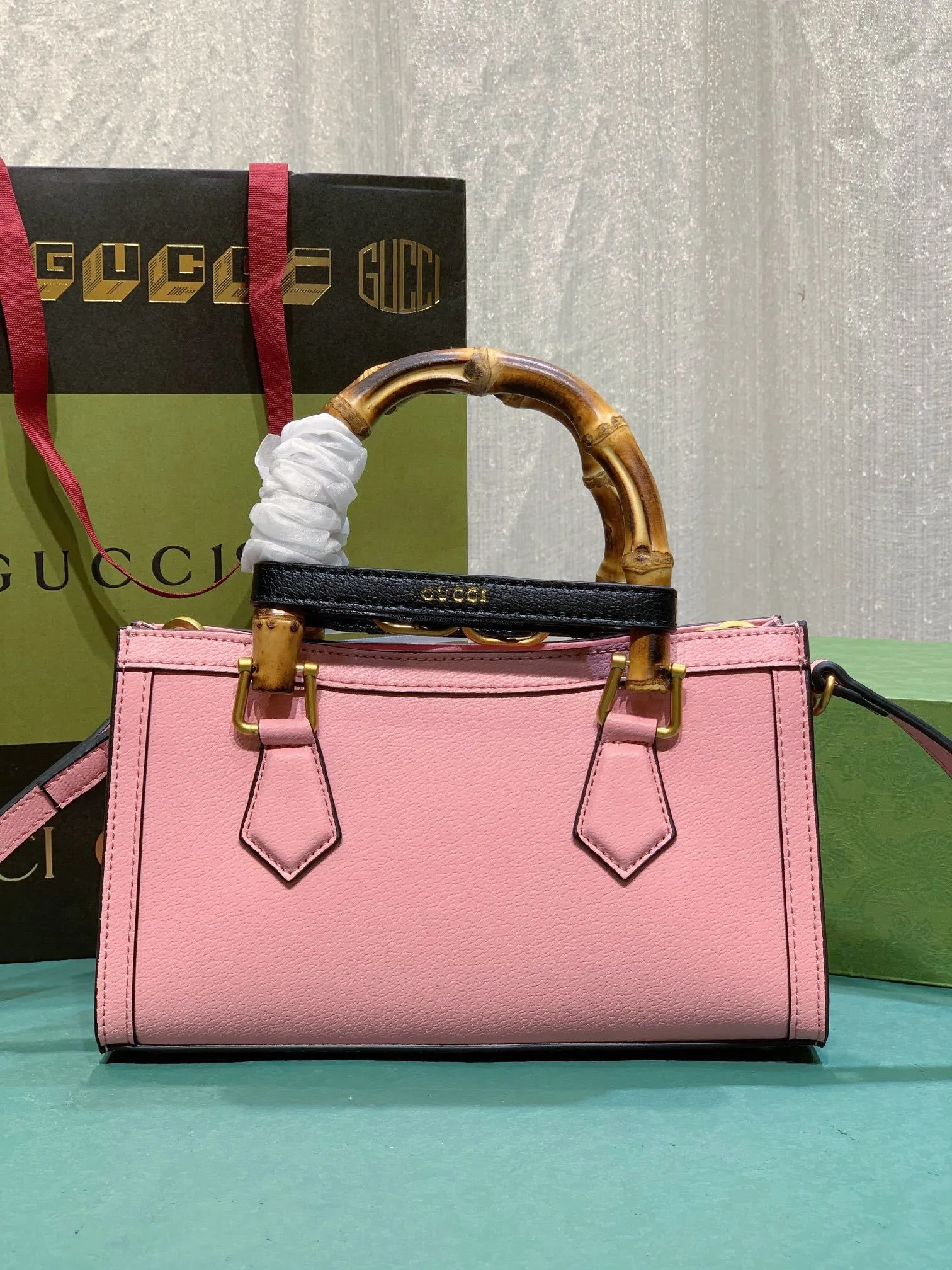 All categories Official website "Brand Women's Bags" Women's Bags 💙 GUCCI 2023 latest GUCCI crossbody bag