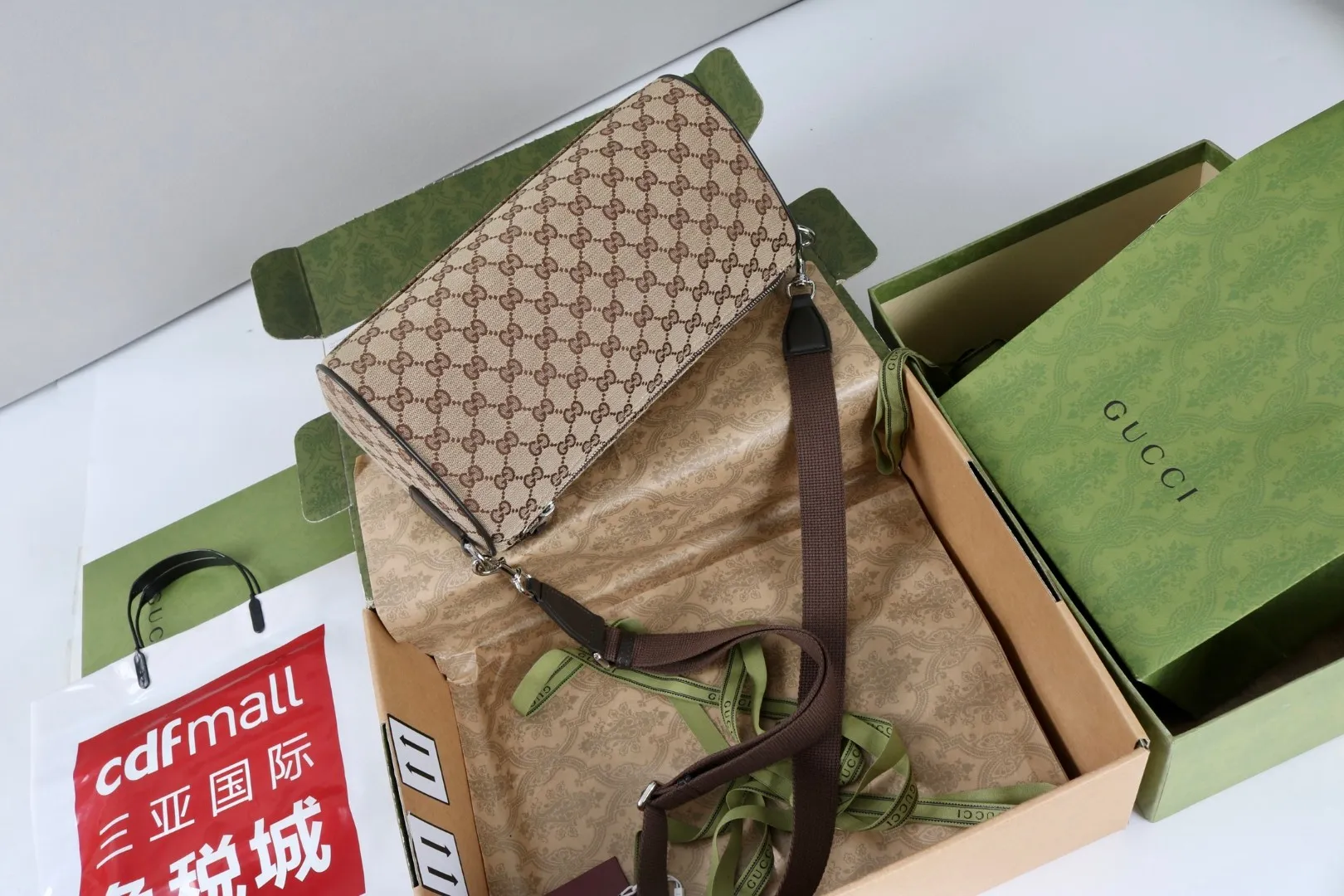 All Categories Official Website "Brand Women's Bags" Women's Bags 💙 GUCCI GUCCI 2026 New Classic GG Pattern Crossbody Bag
