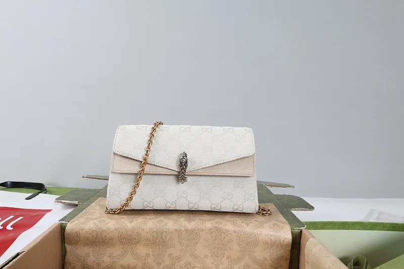 All categories Official website "Brand Women's Bags" Women's Bags 💙 GUCCI 2026 GUCCI new crossbody shoulder bag