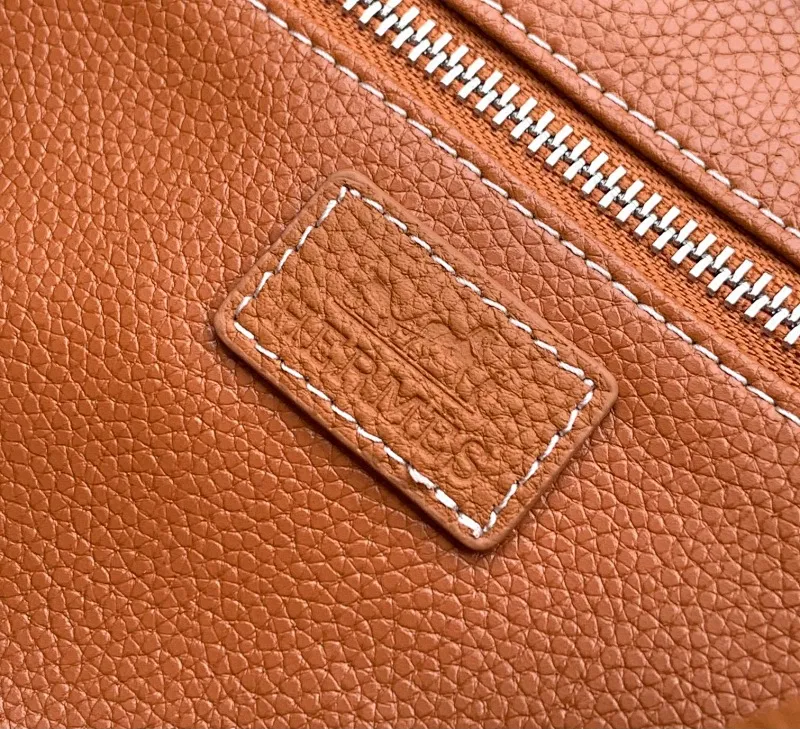 All Categories 💚 Top Version Men’s Bags 💚 Hermes 2024 New Hermes Crossbody Bag