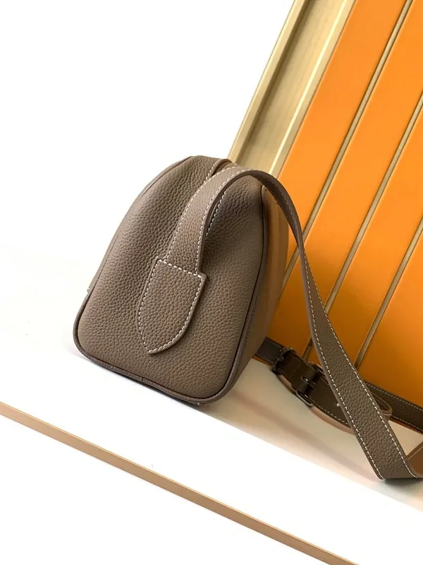 All Categories 💚 Top Version Men’s Bags 💚 Hermes 2024 New Hermes Crossbody Bag