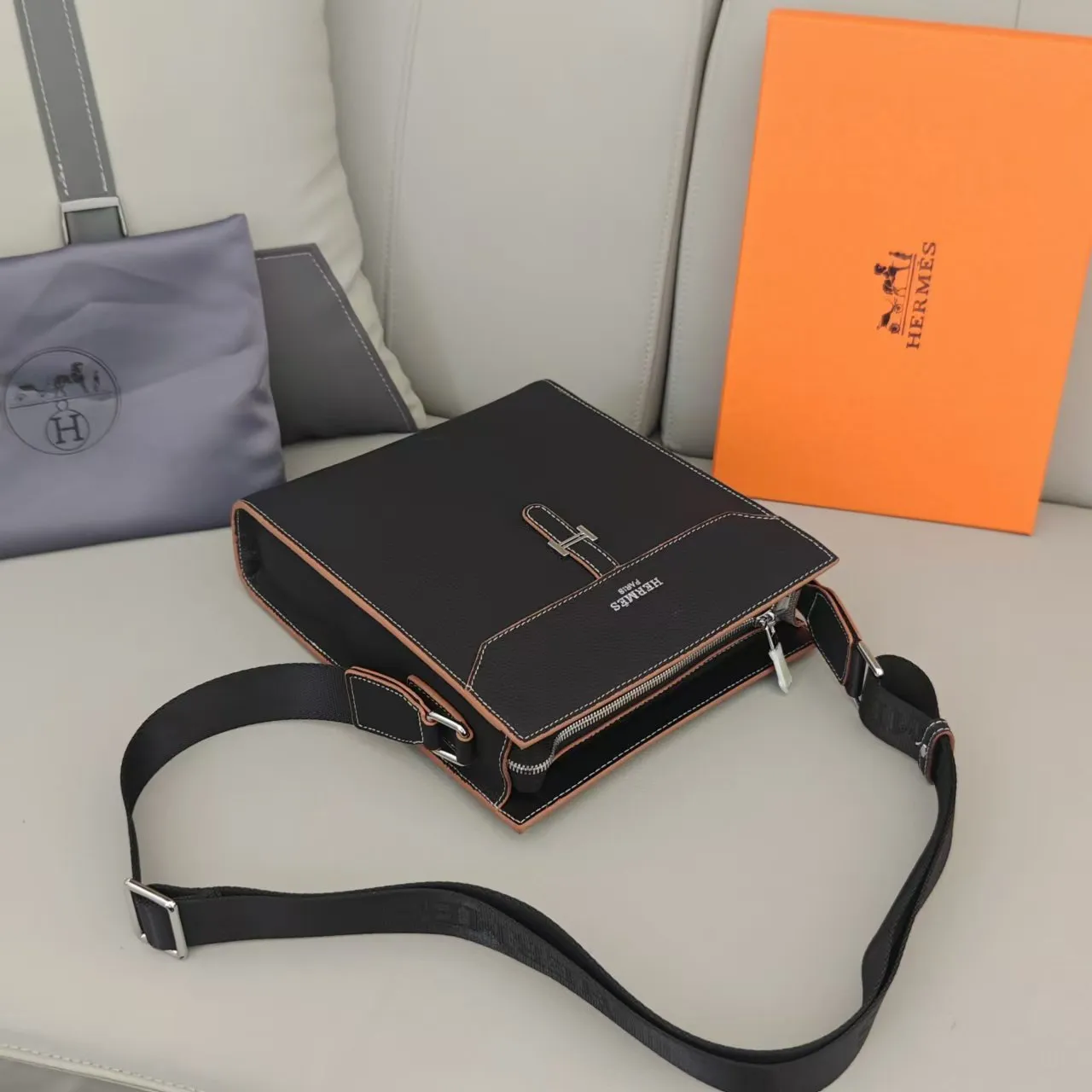 All categories Hermès men's bags (Hermès) Hermès H5010-3