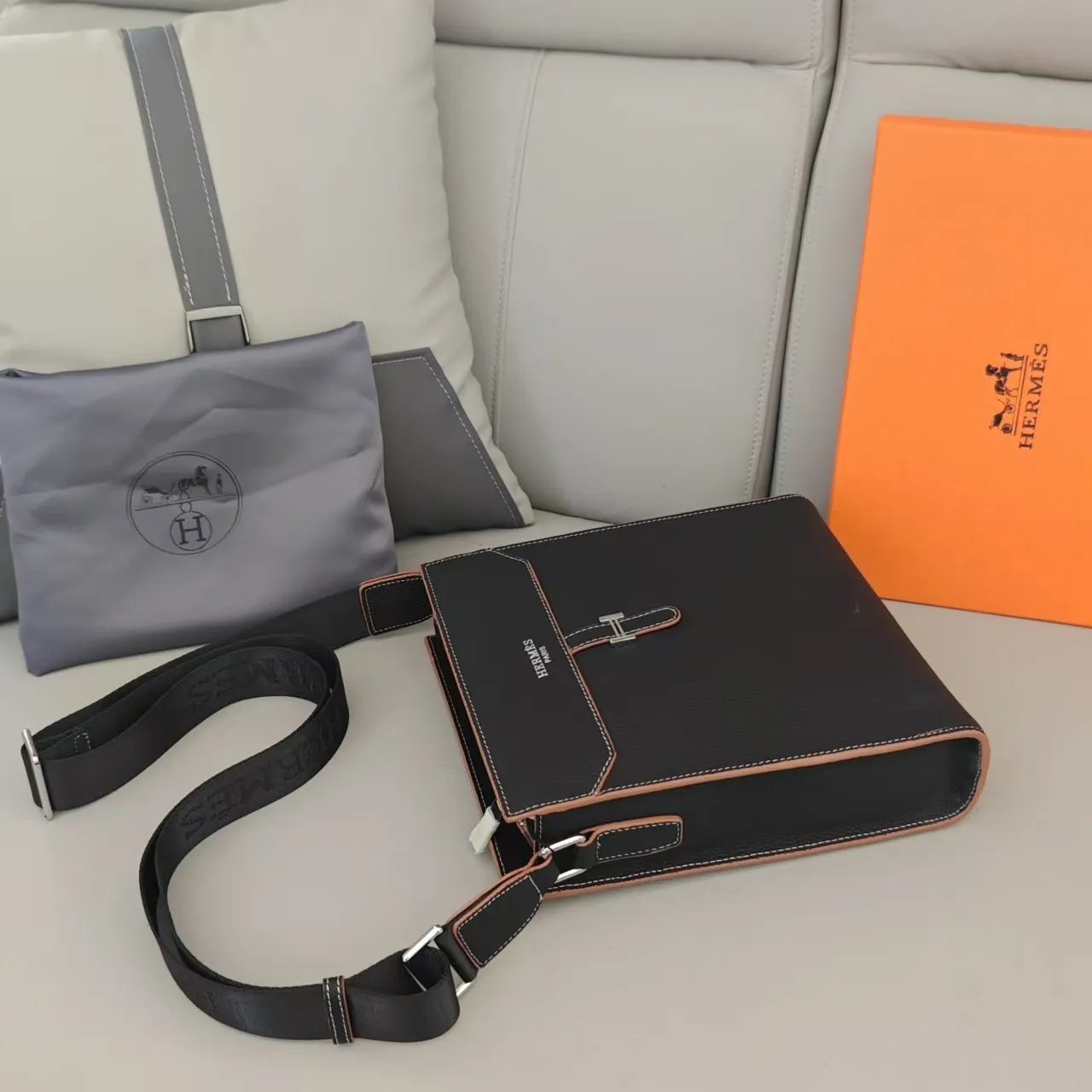All categories Hermès men's bags (Hermès) Hermès H5010-3