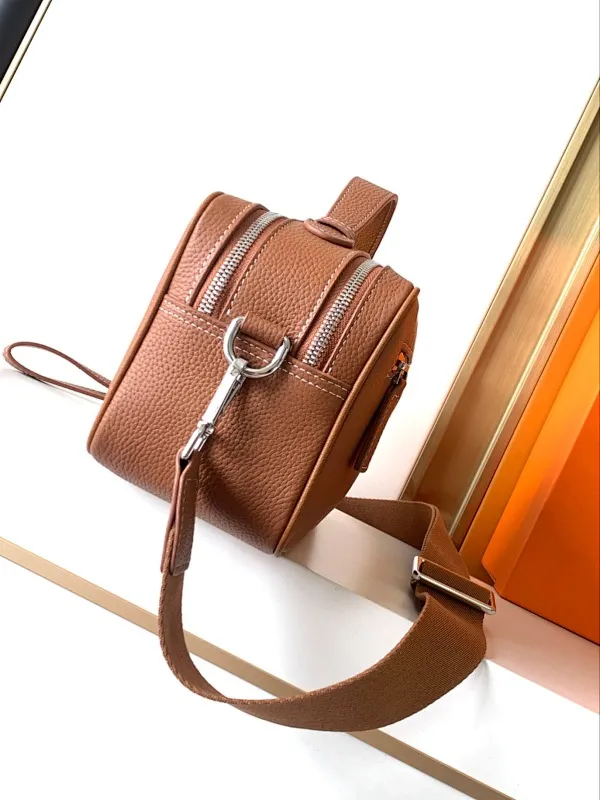 All Categories 💚 Top Version Men’s Bags 💚 Hermes 2024 New Hermes Crossbody Bag