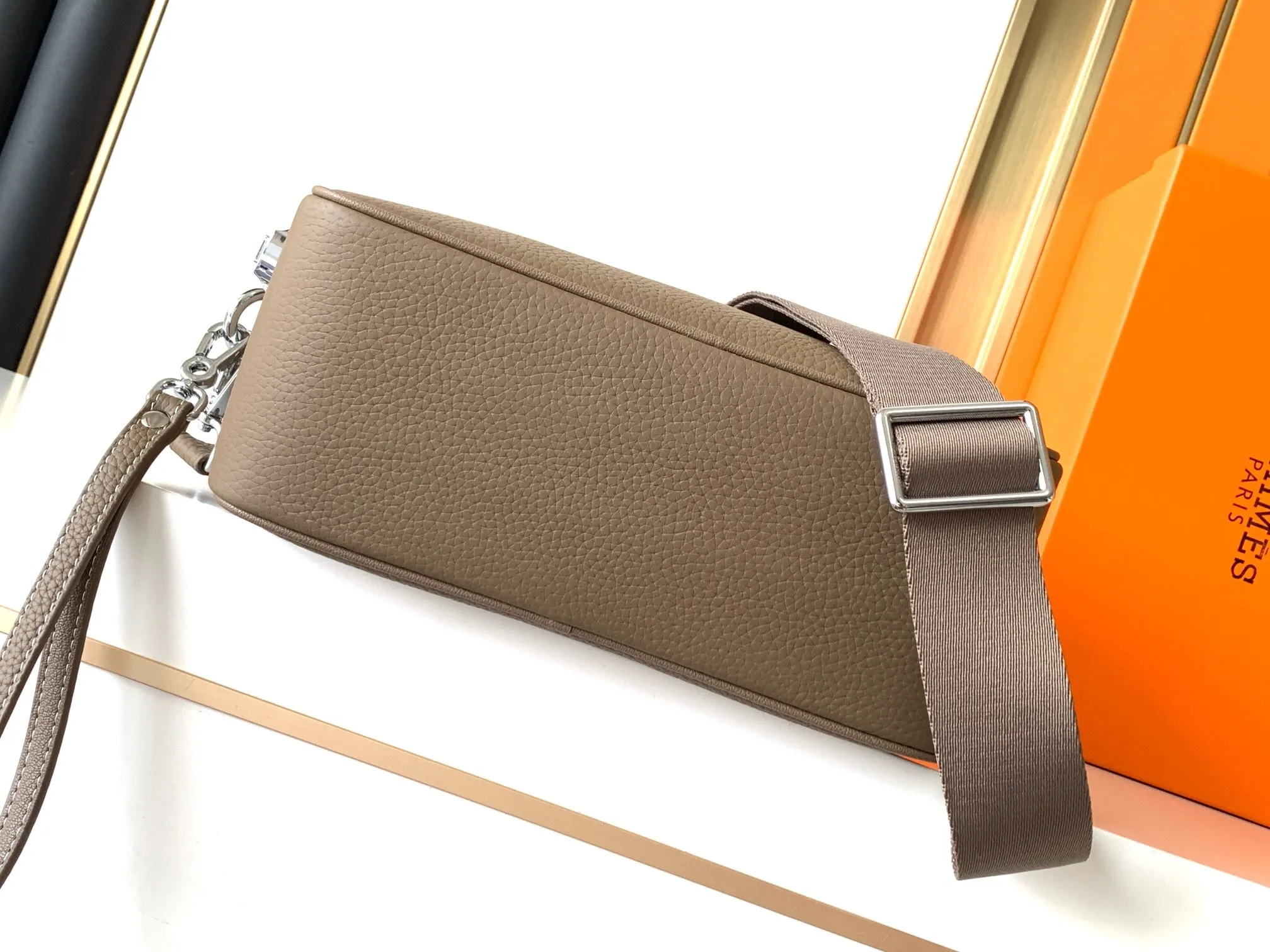 All Categories 💚 Top Version Men’s Bags 💚 Hermes 2024 New Hermes Crossbody Bag