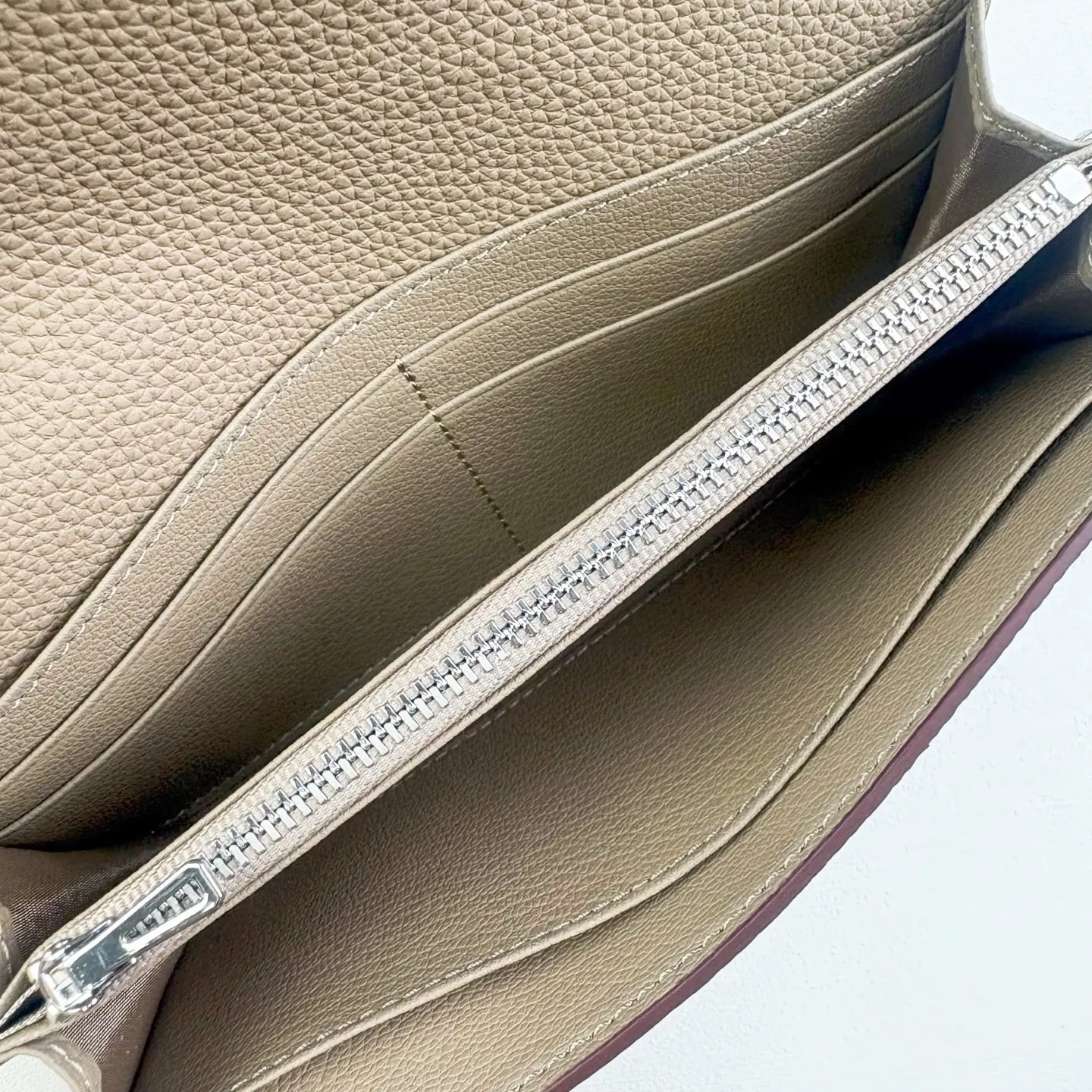 All categories Hermès wallet (Hermès) Hermès 613