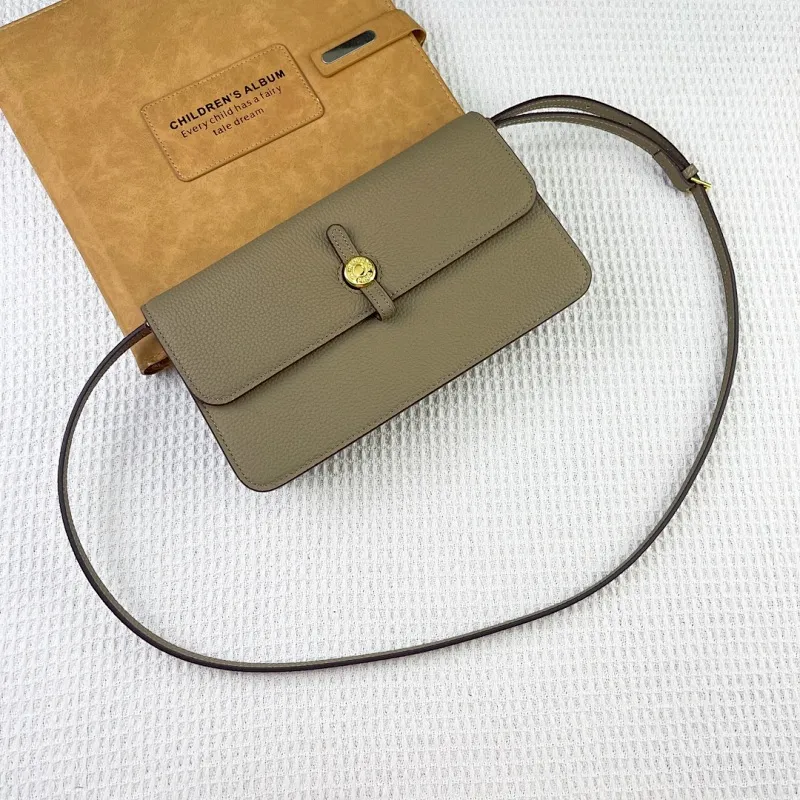 All categories Hermès wallet (Hermès) Hermès 388-2 gold