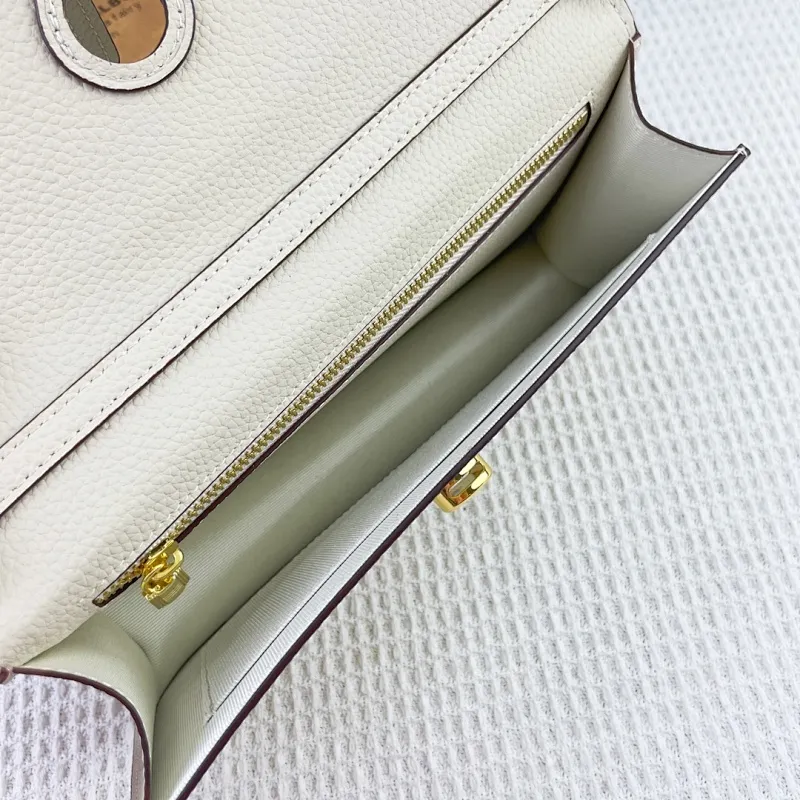 All categories Hermès wallet (Hermès) Hermès 388-2 gold