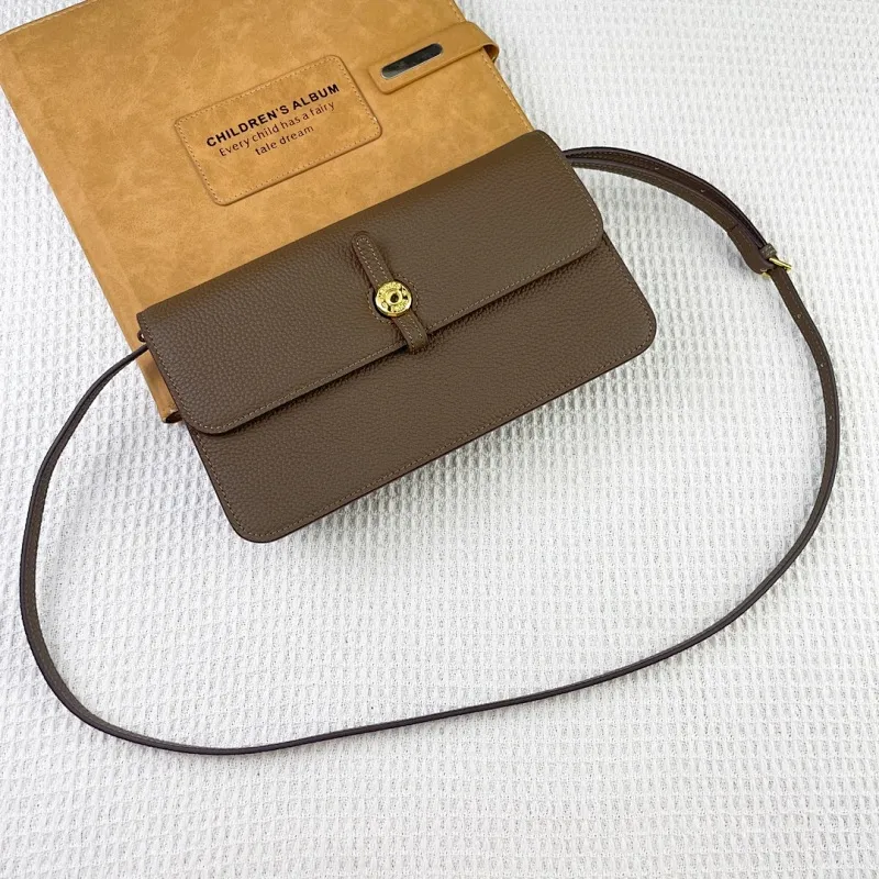All categories Hermès wallet (Hermès) Hermès 388-2 gold