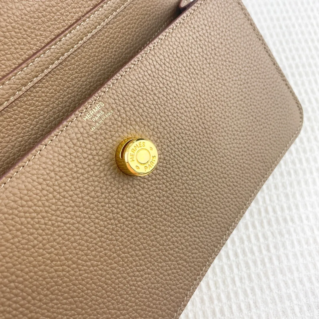 All categories Hermès wallet (Hermès) Hermès 388-2 gold