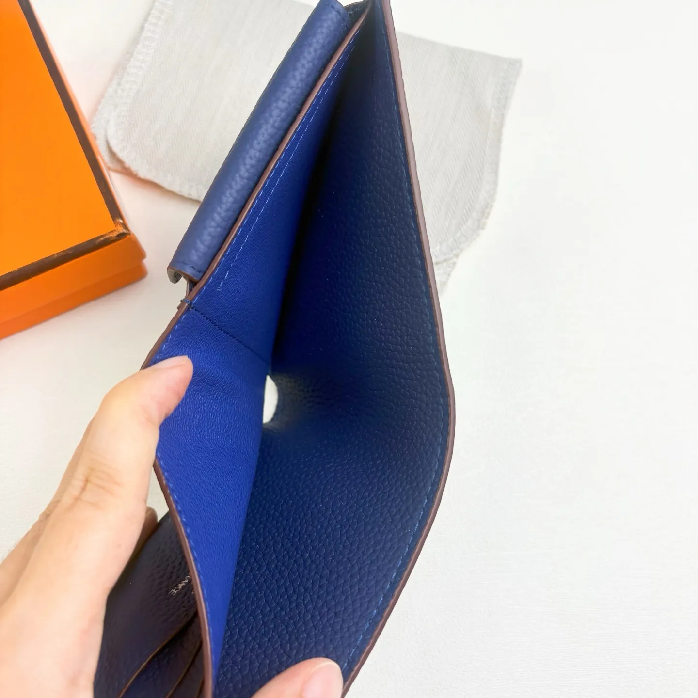 All categories Hermès wallet (Hermès) Hermès 527