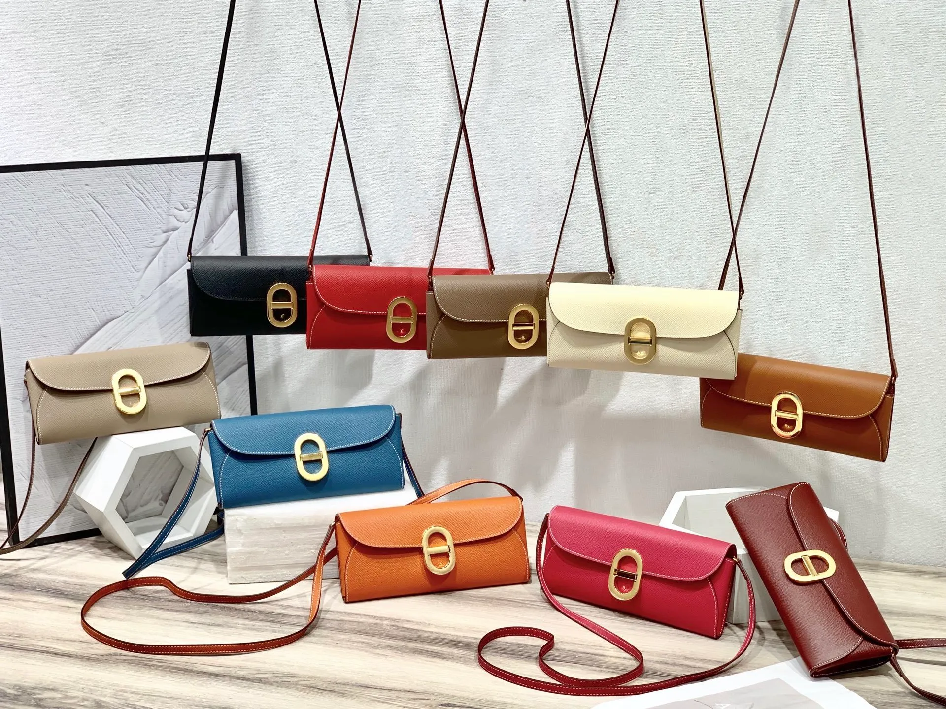 All Categories Hermès Wallet (Hermès) Hermès 961 Gold Buckle