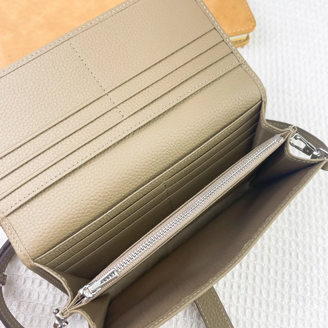 All Categories Hermès Wallet (Hermès) Hermès Original 514-2 Leather Buckle