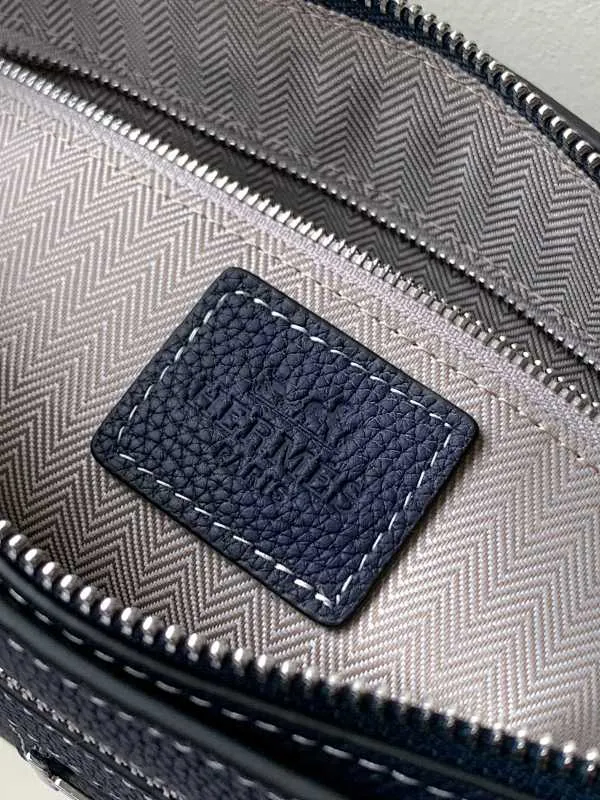 All categories Hermès wallet (Hermès) Hermès 6001-4