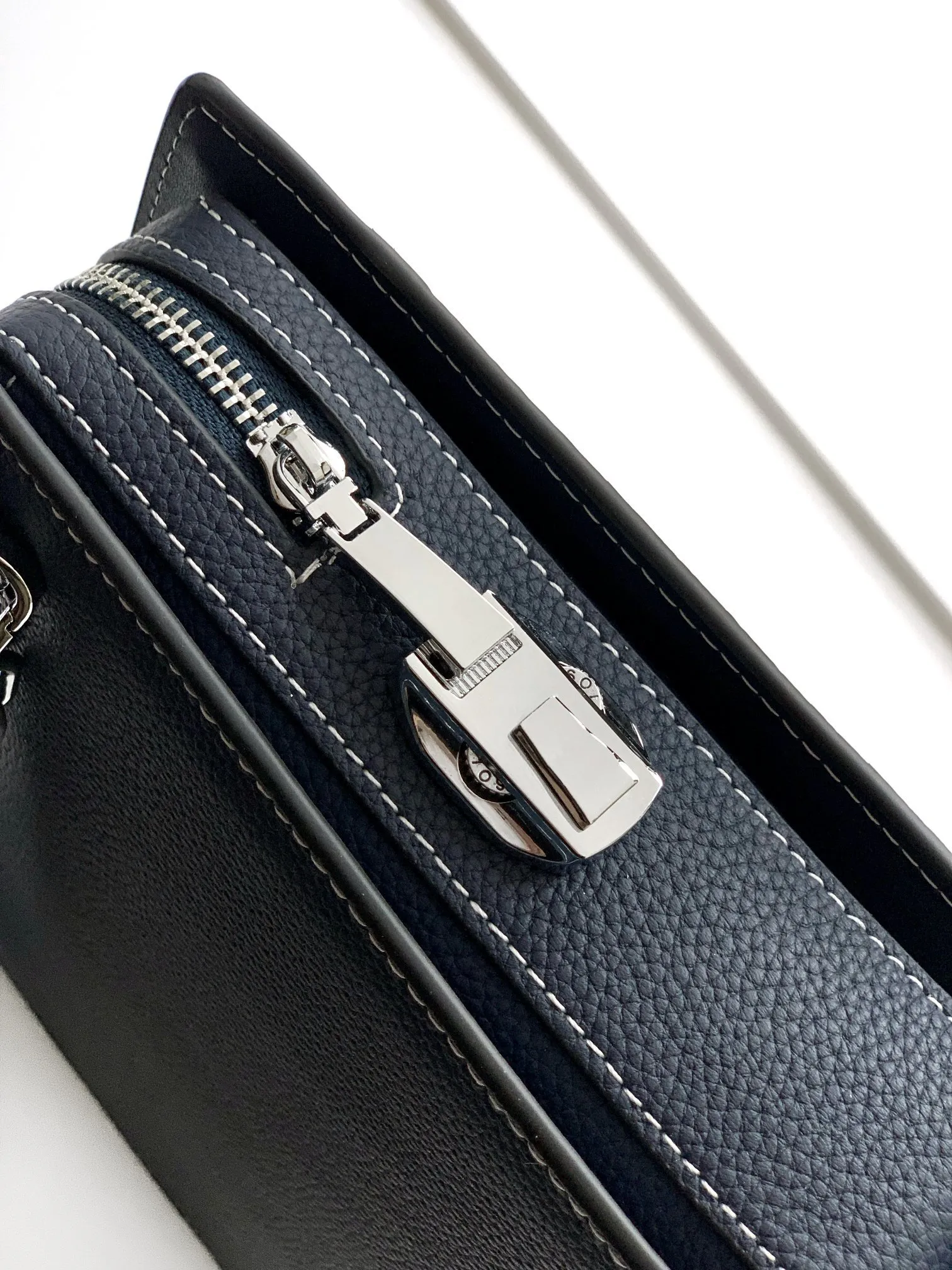 All categories Hermès wallet (Hermès) Hermès 6001-4