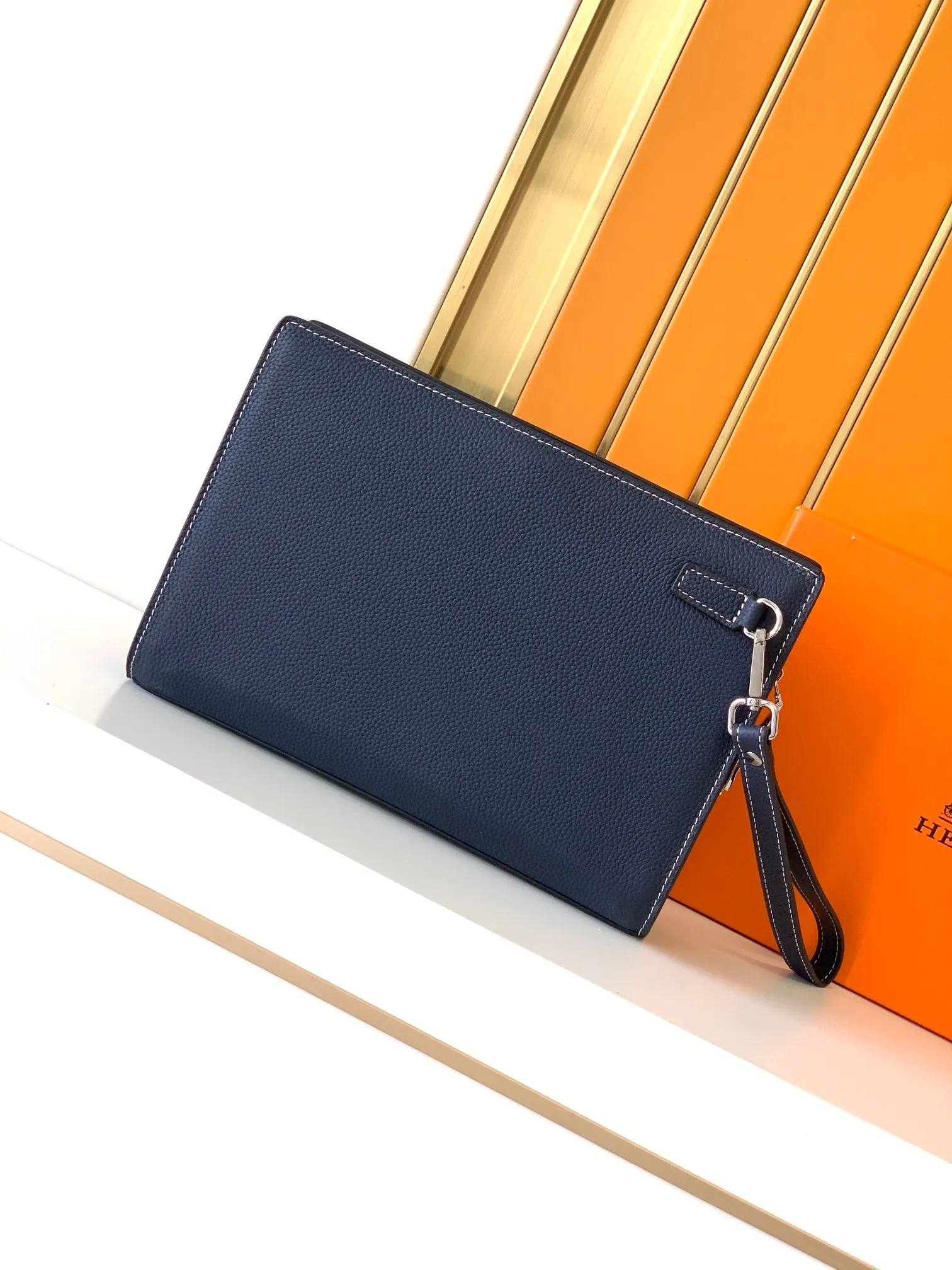 All categories Hermès wallet (Hermès) Hermès 6001-4