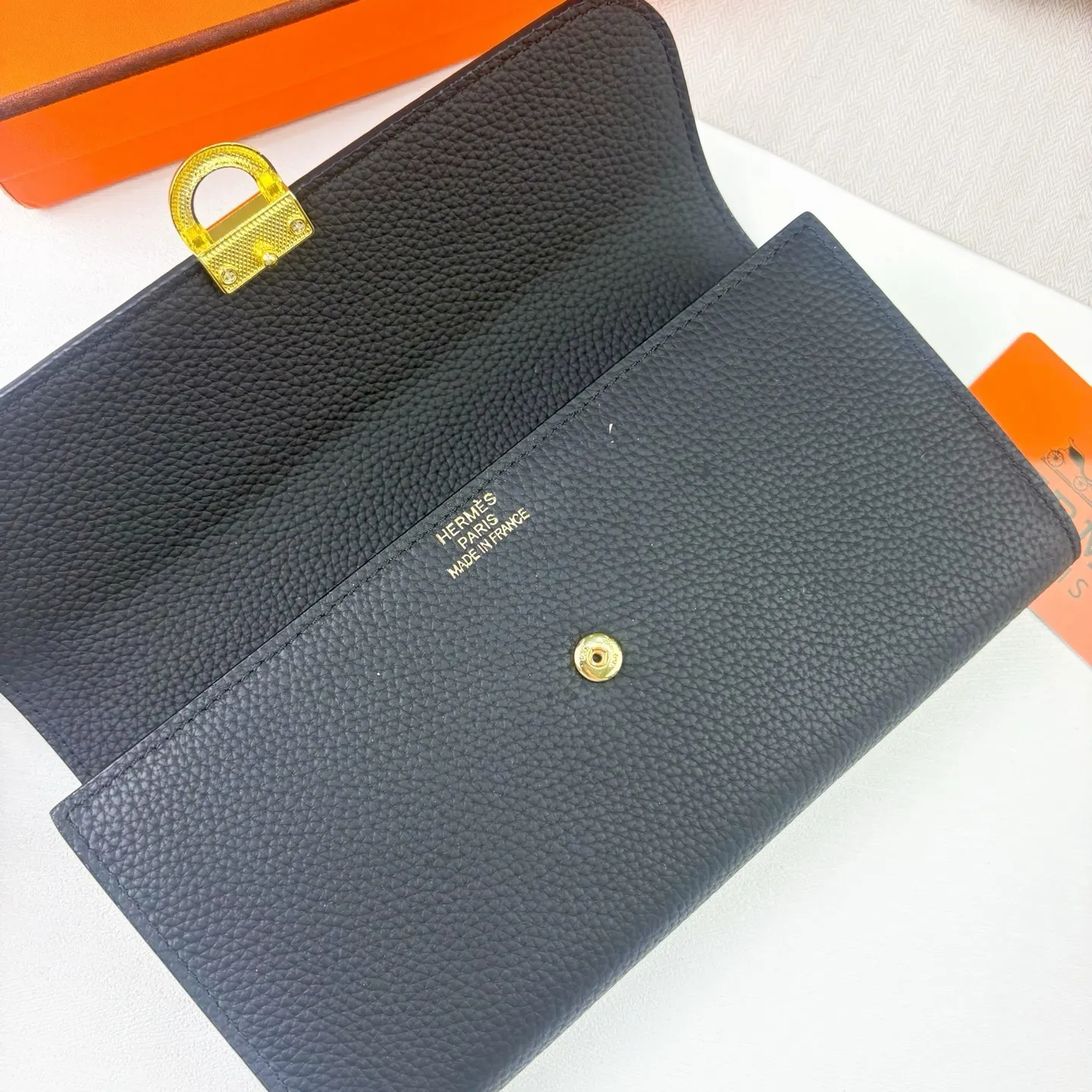 All Categories Hermès Wallet (Hermès) Hermès 0699 Gold Buckle