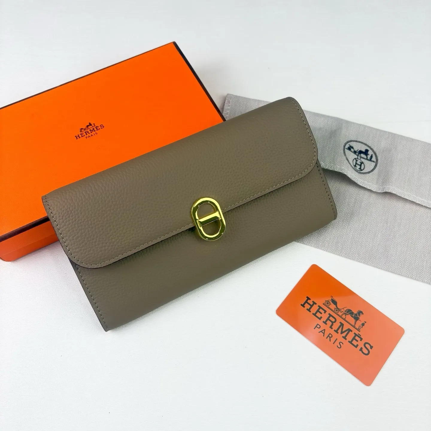 All Categories Hermès Wallet (Hermès) Hermès 0699 Gold Buckle