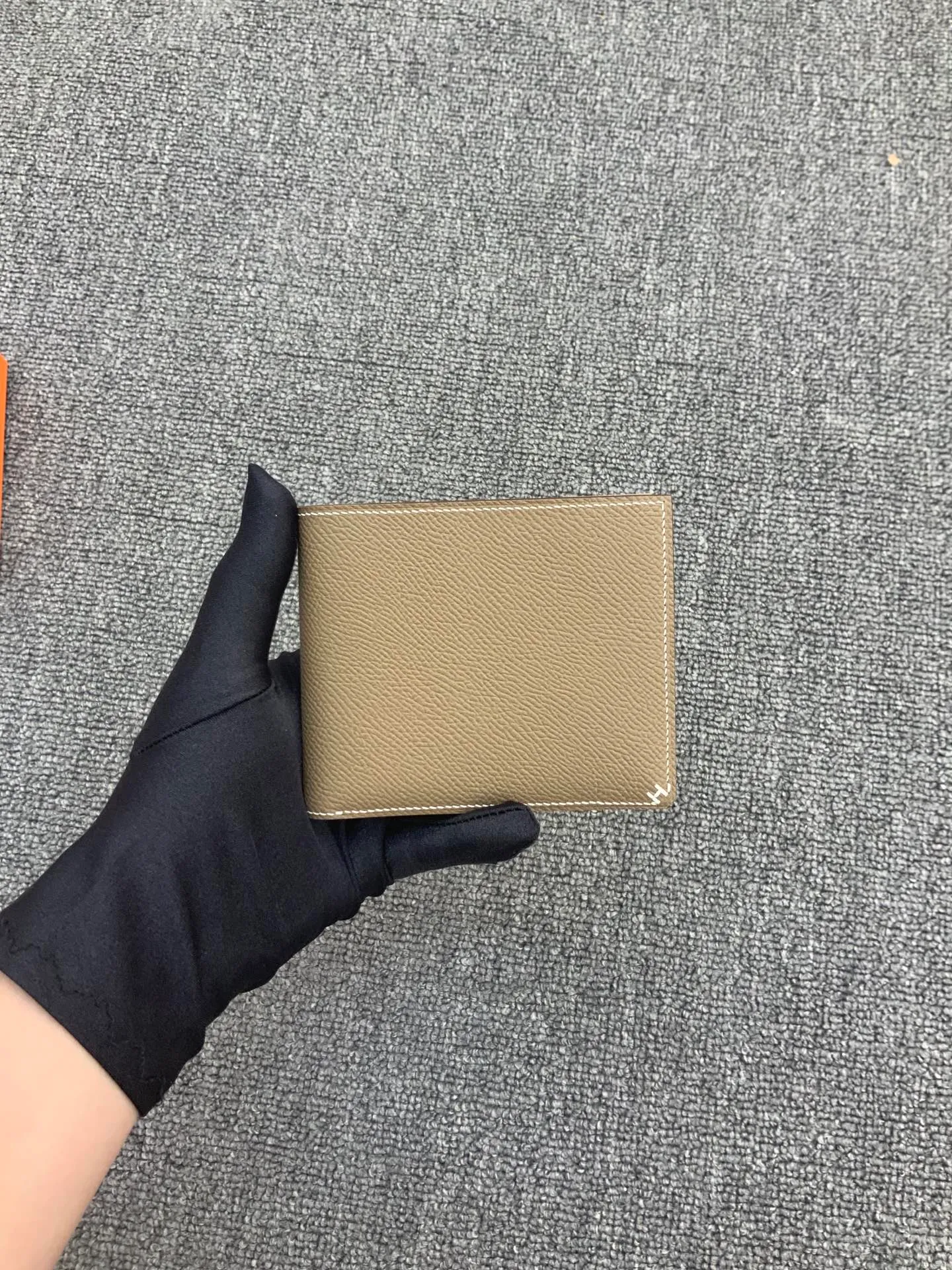 All categories Hermès wallet (Hermès) Hermès 1010