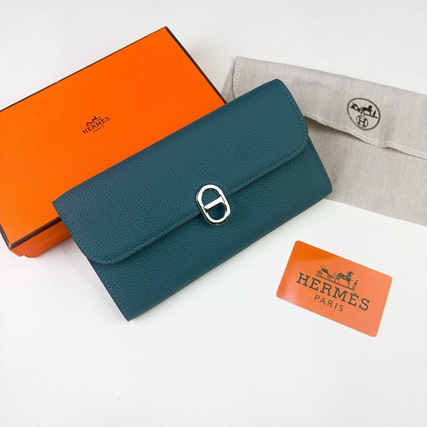 All Categories Hermès Wallet (Hermès) Hermès 0699 Silver Buckle