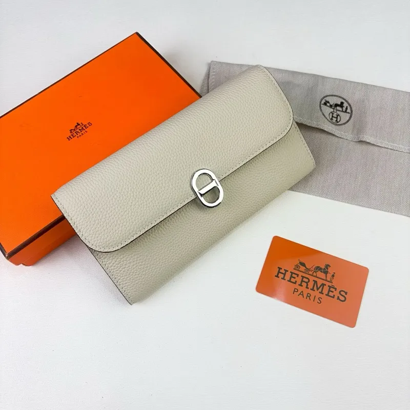 All Categories Hermès Wallet (Hermès) Hermès 0699 Silver Buckle