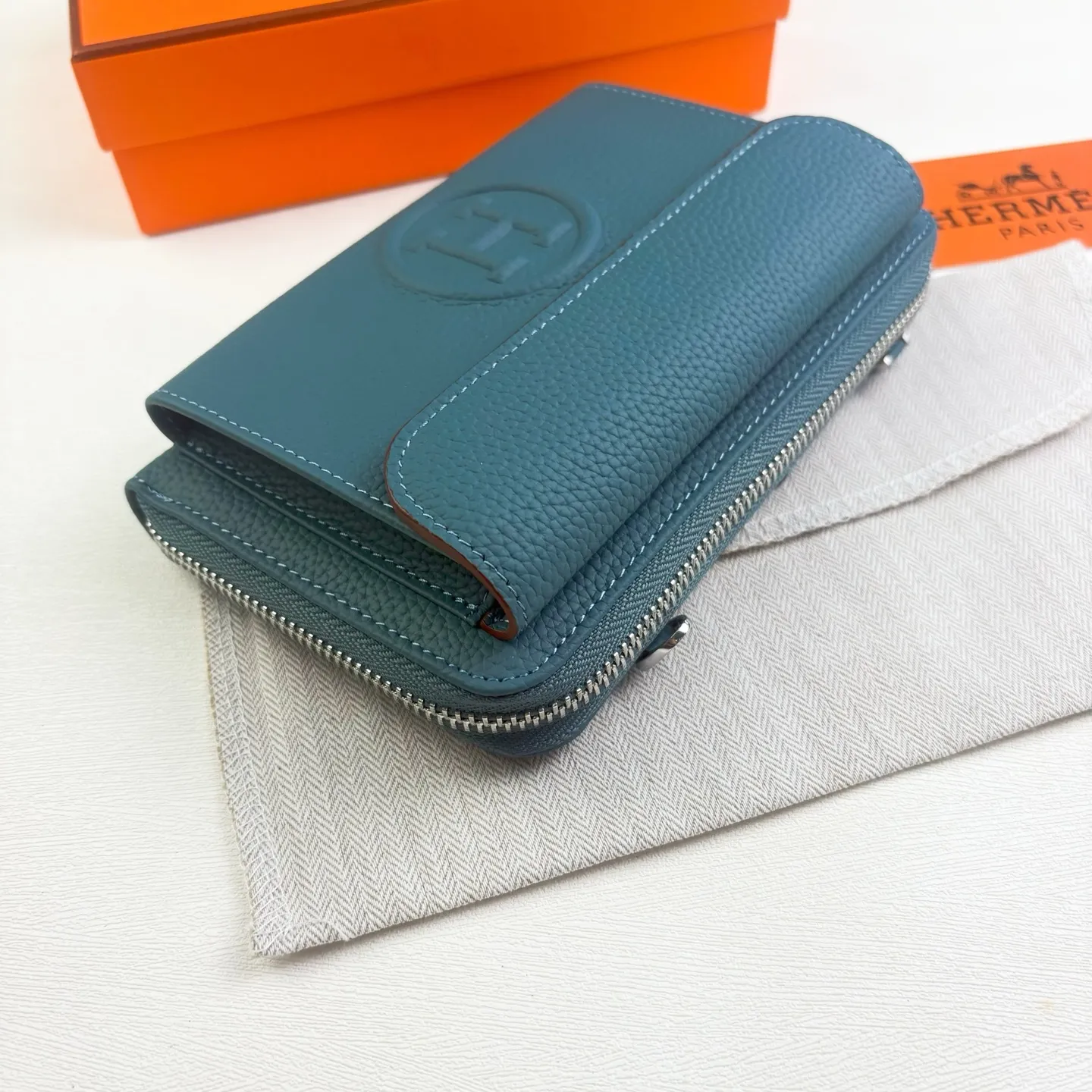 All categories Hermès wallet (Hermès) Hermès 501-2