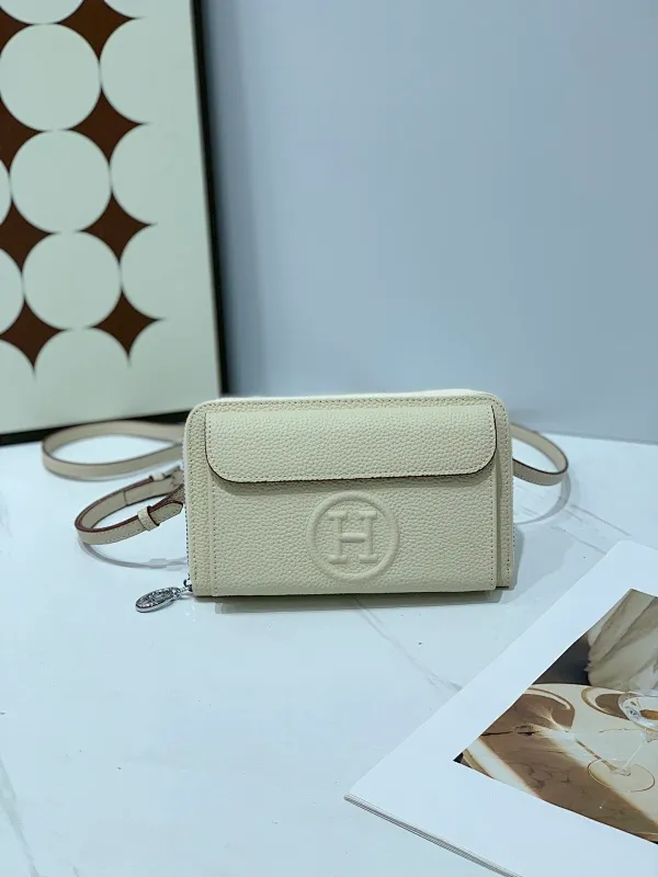 All categories Hermès wallet (Hermès) Hermès 501-2
