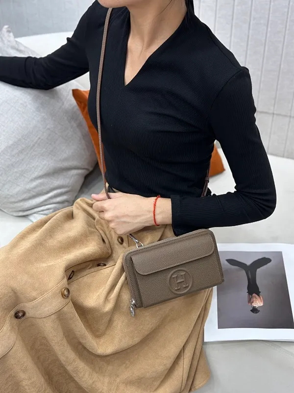 All categories Hermès wallet (Hermès) Hermès 501-2