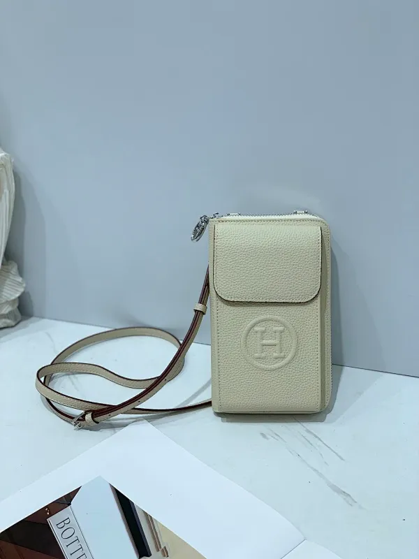 All categories Hermès wallet (Hermès) Hermès 501-2