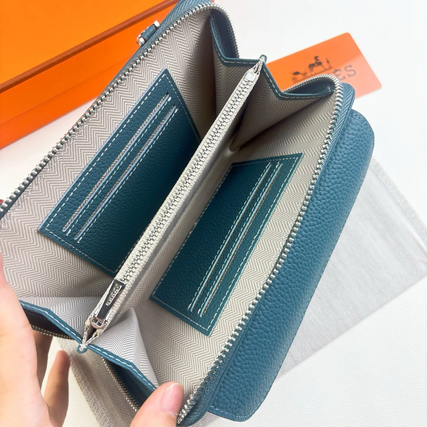 All categories Hermès wallet (Hermès) Hermès 502-2