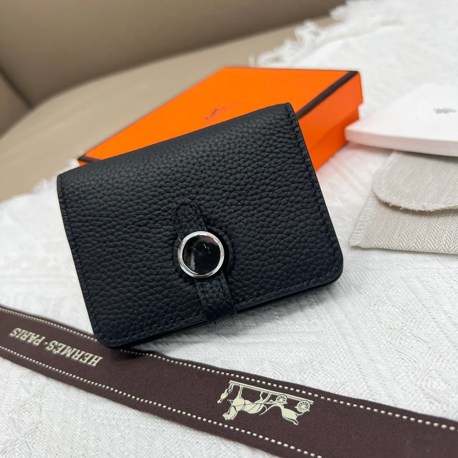 All categories Hermès wallet (Hermès) Hermès 5121 pebbled silver buckle