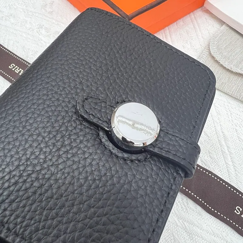 All categories Hermès wallet (Hermès) Hermès 5121 pebbled silver buckle
