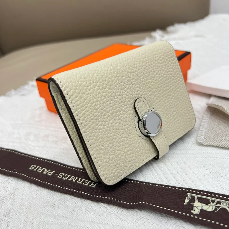 All categories Hermès wallet (Hermès) Hermès 5121 pebbled silver buckle
