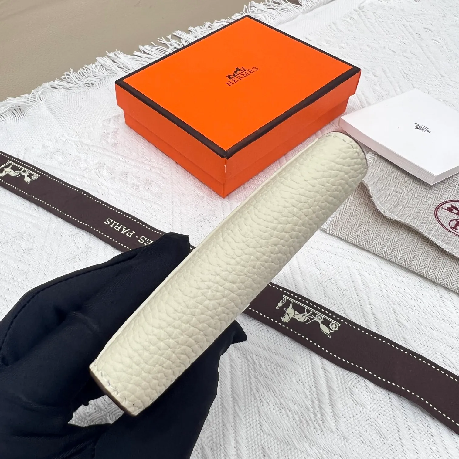 All categories Hermès wallet (Hermès) Hermès 5121 pebbled silver buckle