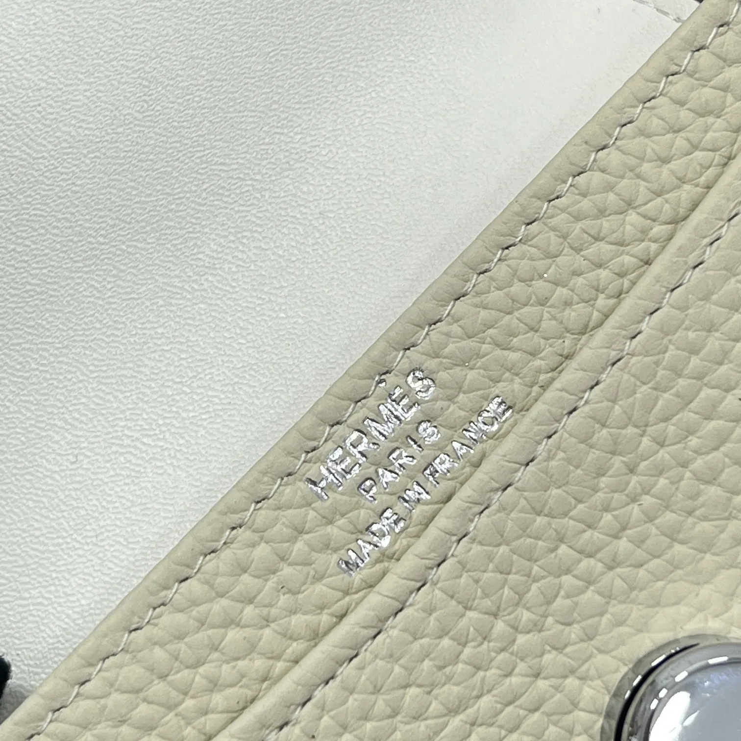 All categories Hermès wallet (Hermès) Hermès 5121 pebbled silver buckle