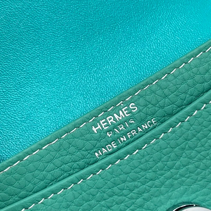All categories Hermès wallet (Hermès) Hermès 5121 pebbled silver buckle